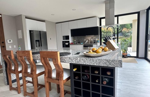 Guarne Villa | FINCA VILLA MINA, come to Eastern Antioquia, heated pool and total comfort.