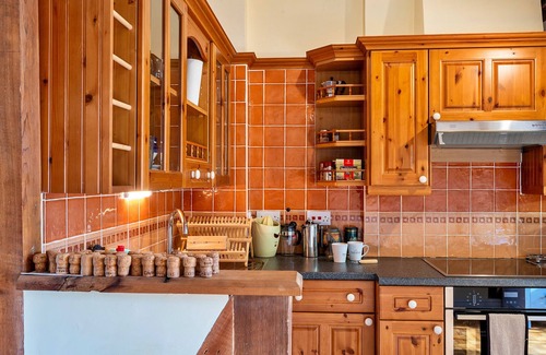 Camelford Apartment | Finest Retreats | Valley View