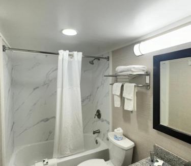 Bath Hotel | Finger lakes inn & suites