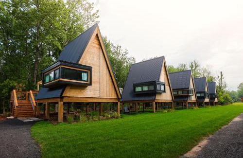 Sodus Hotel | Finger Lakes Treehouse