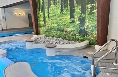 Killington House | FirBear- AC, Pool, Hot Tub, Sauna, Tennis, Gym