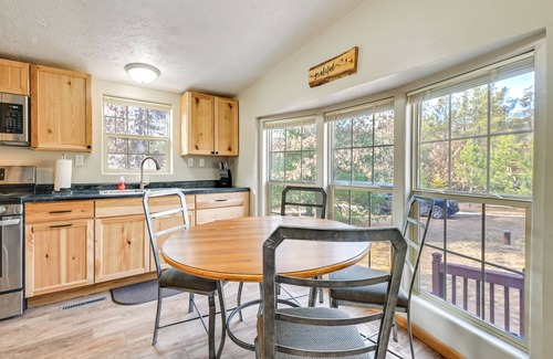 Krakow Cabin | Fire Pit: Family-Friendly Cabin in Gillett!