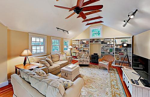 West Boothbay Harbor House | Firehouse Cottage