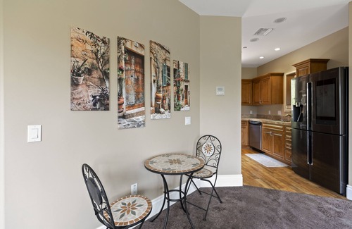Santa Ana Apartment | Fireplace & Terrace North Tustin