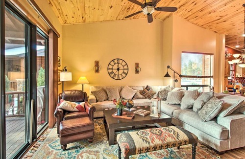 Torreon House | Fireside Comfort and Family Fun Wooded Show Low Gem