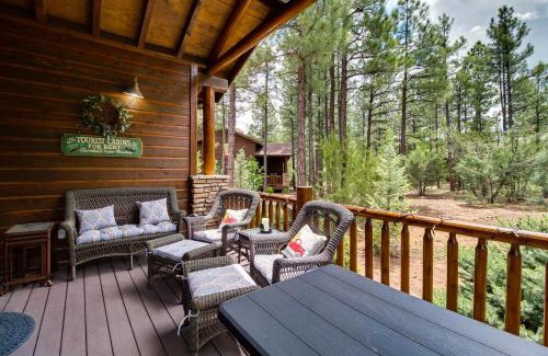 Torreon House | Fireside Comfort and Family Fun Wooded Show Low Gem