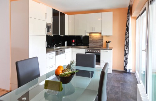 Meidling Apartment | First-Class-Apartments Schoenbrunn, with 2 Bedrooms and a balcony, 100 m2