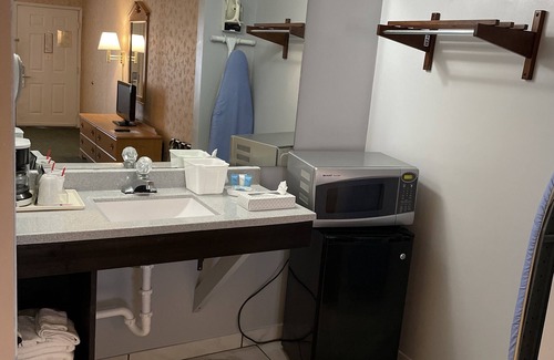 Rantoul Hotel | First Heritage Inn Rantoul