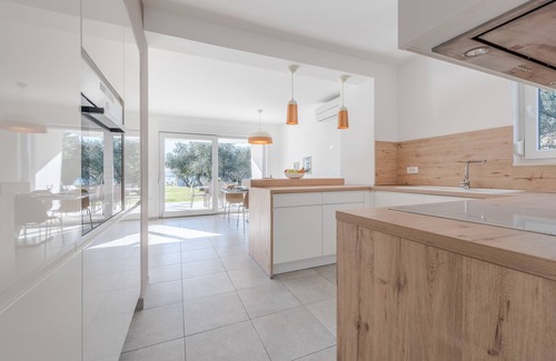 Bibinje House | First row by the sea