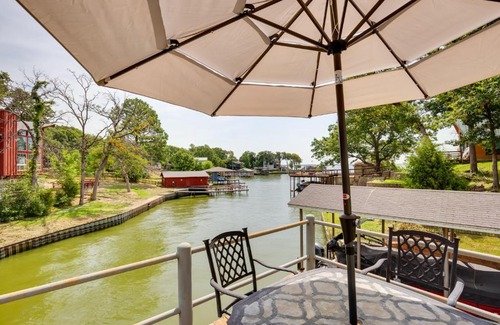Seven Points House | Fish and Kayak Tranquil Cedar Creek Home!