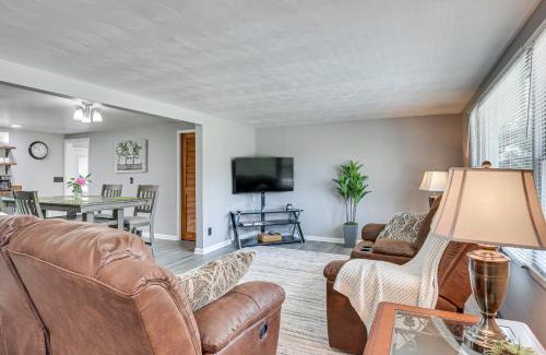 Navarre House | Fish, Hike and Golf Leisurely Navarre Home with Yard!