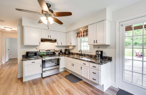 Dewart House | Fish, Hunt & Hike: Pet-Friendly Home in Allenwood