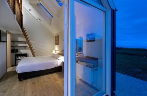 Alftanes Hotel | Fisherman's Village