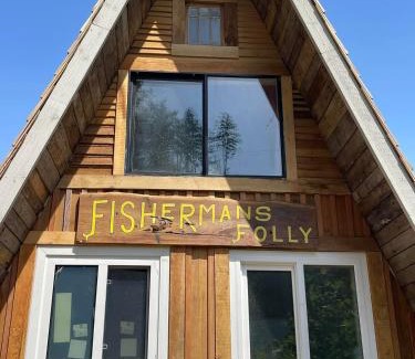 Powell River Ski Chalet | Fishermans Folly