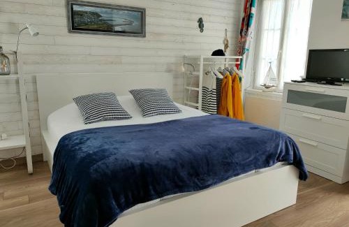 Port-en-Bessin-Huppain Apartment | Fishermen's Friend
