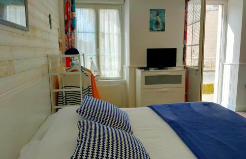 Port-en-Bessin-Huppain Apartment | Fishermen's Friend