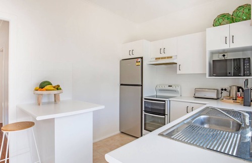Currarong Cottage | Fishery Road Cottage - Newly Renovated - Pet Friendly - 2 Mins Walk to Beach
