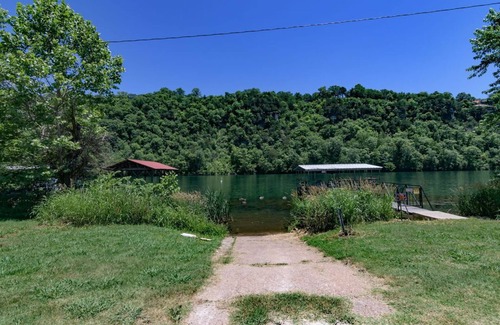 Branson House | Fishing Haven with Boat Launch and 20 minutes from downtown.