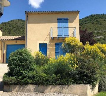 Castellane House | Fitis ! 6 person villa with 1 pool on a residence