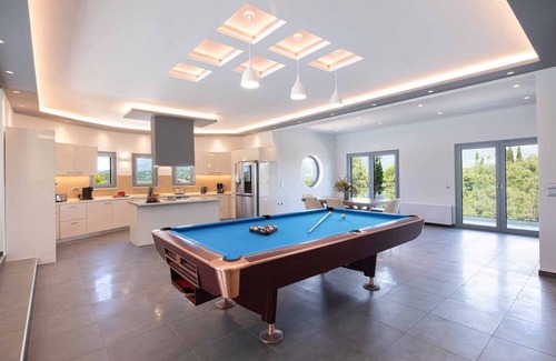 Limni Villa | Five Stars Villa Corfu - 2 swimming pools 1 heated - tennis court