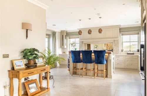 Westport House | Fivestar Luxurious Home - Westport Quayn