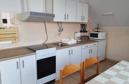 Fonyod Apartment | Flat in Fonyód with terrace, garden and barbecue