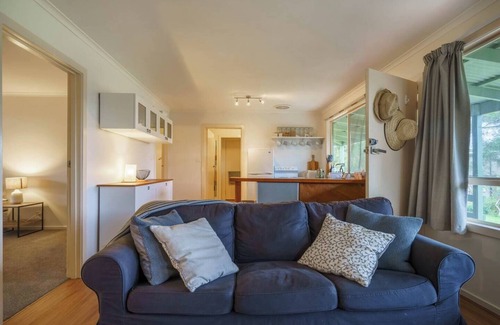 Flinders Cabin | Flinders Cabin A Cosy Family Beach Shack