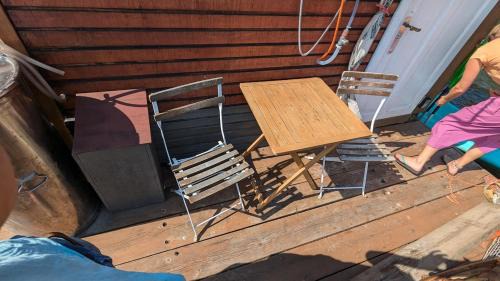 Friedrichshain Boat Rental | Floating Home