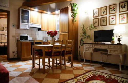 Rovigo Apartment | Floreal House - Classic style apartment