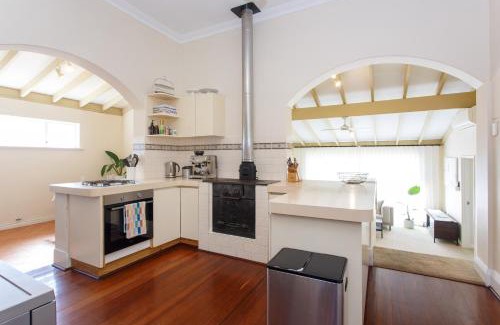 Floreat House | Floreat Family Home - With Kids Play Equipment