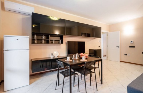 Isolotto Apartment | Florence Comfortable Flat with Terraces
