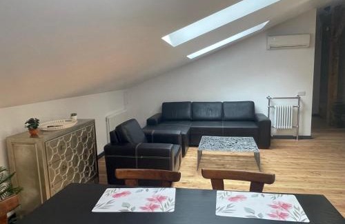 Stare Miasto Apartment | Florianska Deluxe Apartments with Air Condition