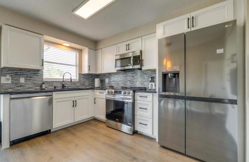 Pine Ridge House | Florida Vacation Rental with Enclosed Porch!