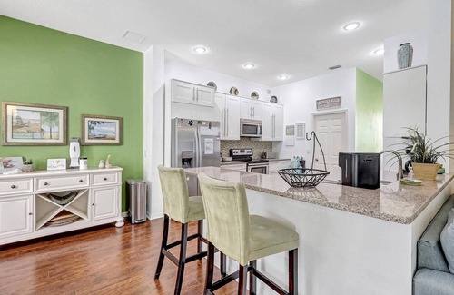 Sabal Harbour Villa | Florida Villa Sunrise - 4 Bedroom Home with Pool by Gulfcoast Holiday Homes