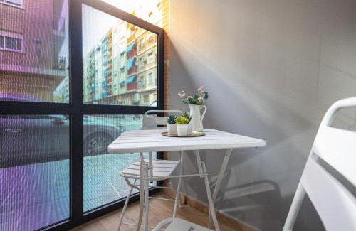 Jesus Apartment | FLORIT FLATS - The Joaquin Sorolla Station Apartments