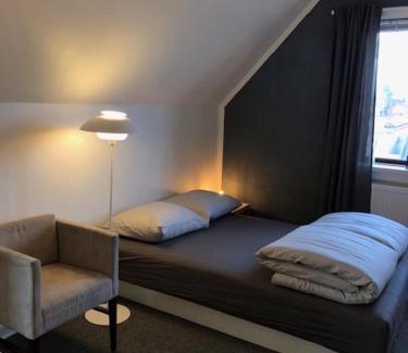 Gladsaxe Municipality Apartment | Flot værelse tæt ved transport i en skøn villa