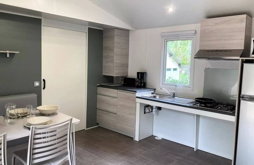 Vicdessos House | Flower Camping LA BEXANELLE * - Mobile home PMR Comfort 36m2 - 2 bedrooms + semi-covered terrace 4 people