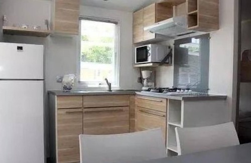 Montbarrey House | Flower Camping Les 3 Bear * - Mobil home Comfort 29m2 (3 Bedrooms) including semi-covered terrace 6 people