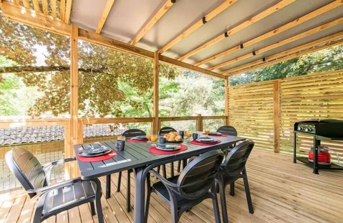 Les Ollieres-sur-Eyrieux House | Flower Camping Mas de Champel * - Mobile-Home Premium 32m2 3 bedroom - Semi-covered terrace - CLIM + TV + sheets + towels included 6 people