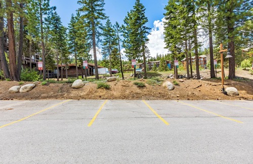 Truckee Condo | Flurry by Avantstay Tahoe Donner Home w/Access to Northstar Resort Community
