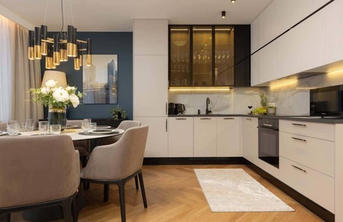 Srodmiescie Apartment | Foksal 12/14 | Residence LUX Blue Moon | Warsaw