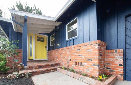 Folsom House | Folsom Old Town Escape