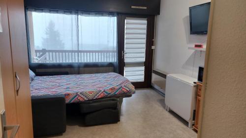 Font-Romeu-Odeillo-Via Apartment | Font-Romeu : Studio cabine avec terrasse.