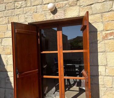 Anarita House | Fontana Traditional House