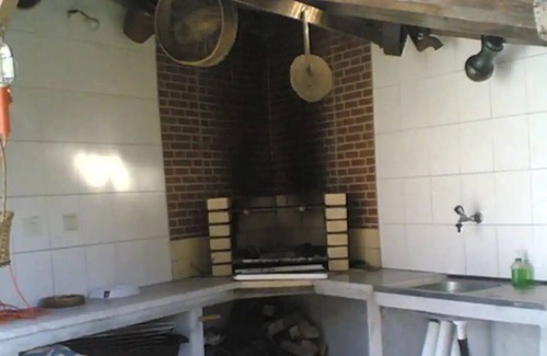 Paredes Apartment | Fontielas Houses |Floor1 in House with shared Swimming Pool