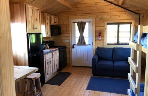 Scottsboro Cabin | FOOTBALL JIG CABIN