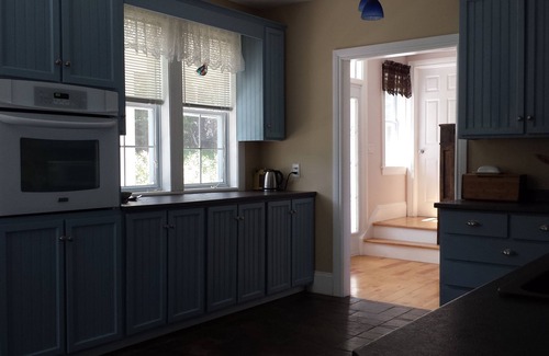 Gaspereaux House | For family or romantic getaways, or a retreat, this beautiful space awaits you
