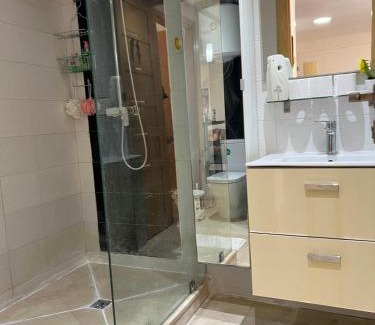 Casablanca City Center Apartment | For Married Couples Close To Zara Maarif Cosy & Central Apartment In the Heart of Racine Twins Centers Maarif Casablanca