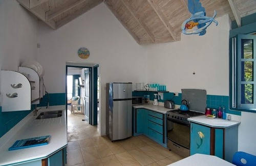 Princess Margaret Bay Apartment | For people who love to be at Princess Margaret Beach