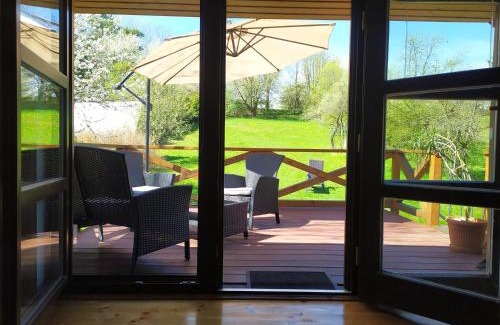 Vesin Apartment | Forest Cottage Brdy
